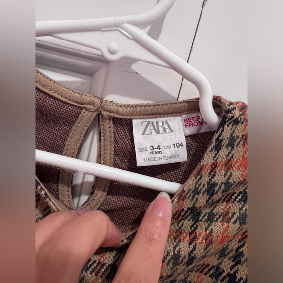 Zara Trendy Brown Toddler Dress - Size 3/4 Years Old - Picture 3 of 4